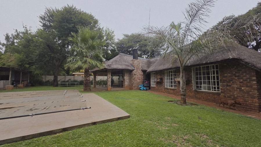 4 Bedroom Property for Sale in Wilkoppies North West